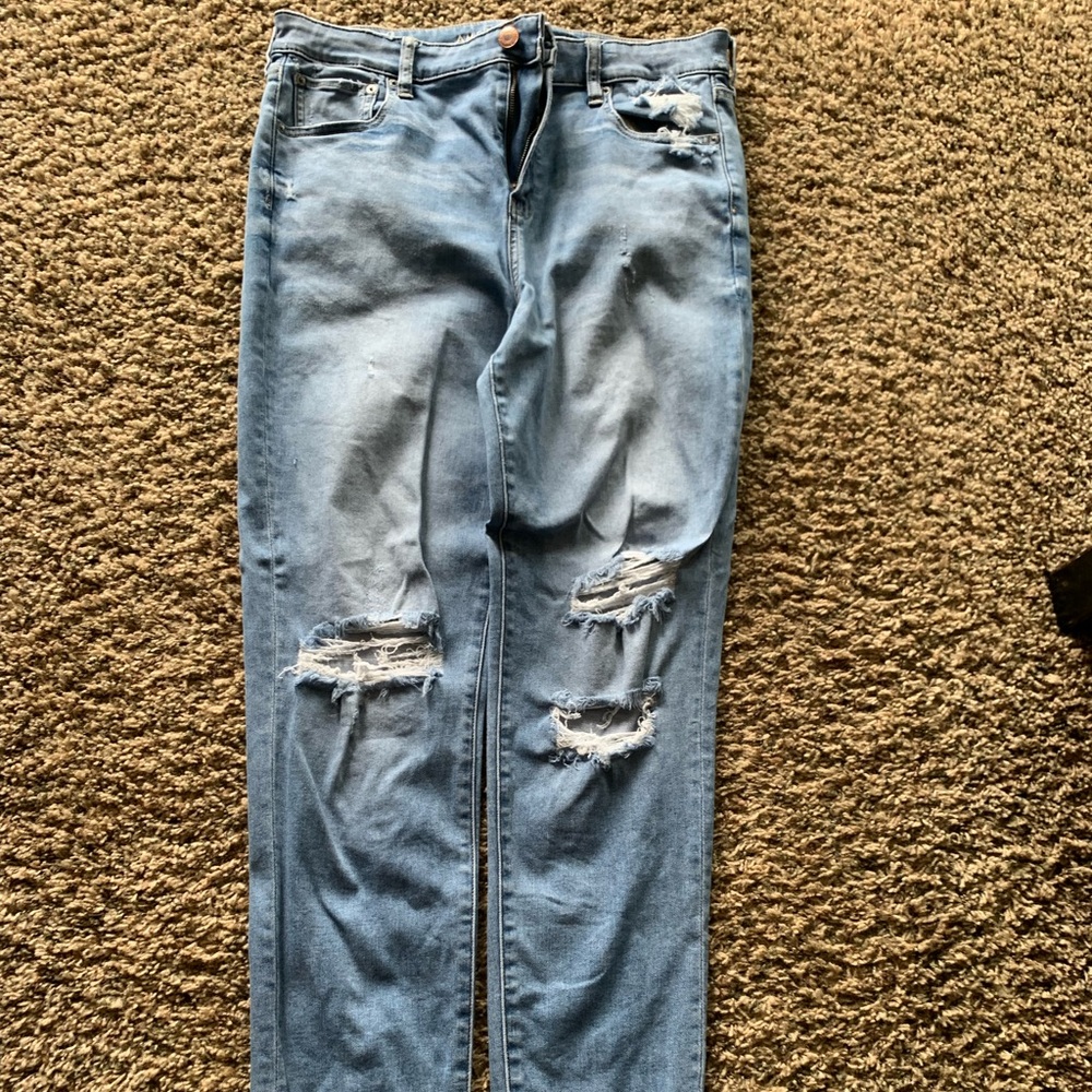 American Eagle Distressed Jeans